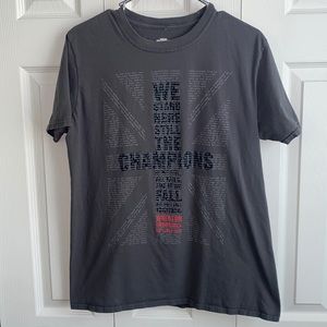 IMPERIAL WAR MUSEUMS. WINSTON CHURCHILL TEE. L